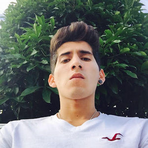 Meet your Posher, Fernando